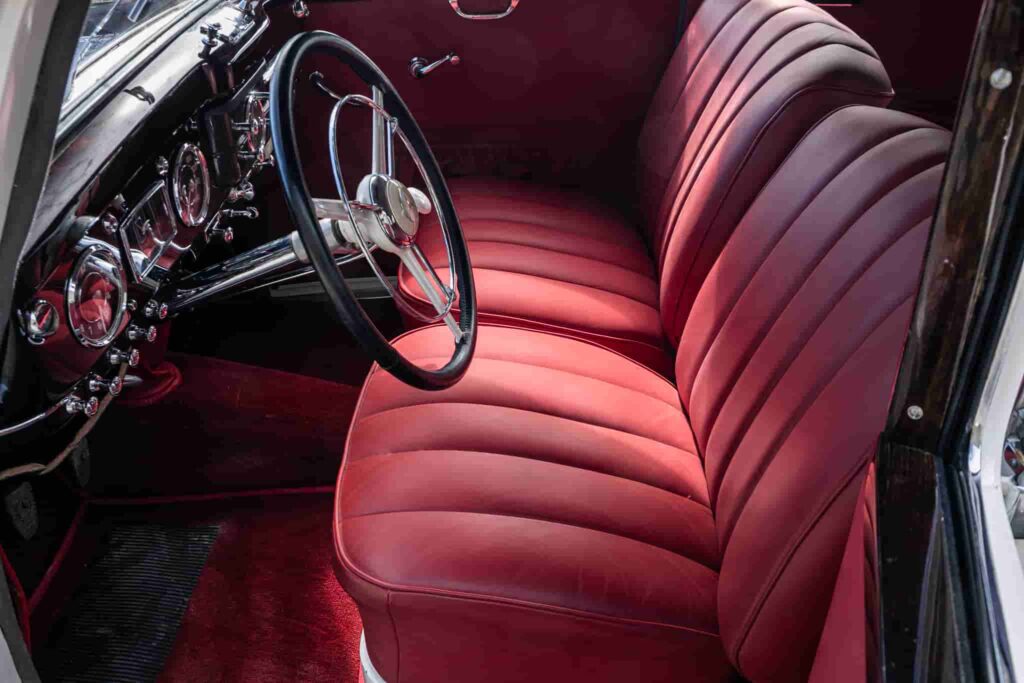 A fully restored 1950 Mercedes-Benz linked to Marilyn Monroe, backed by insurance documents she signed, is heading to auction with a stunning £160,000 estimate.