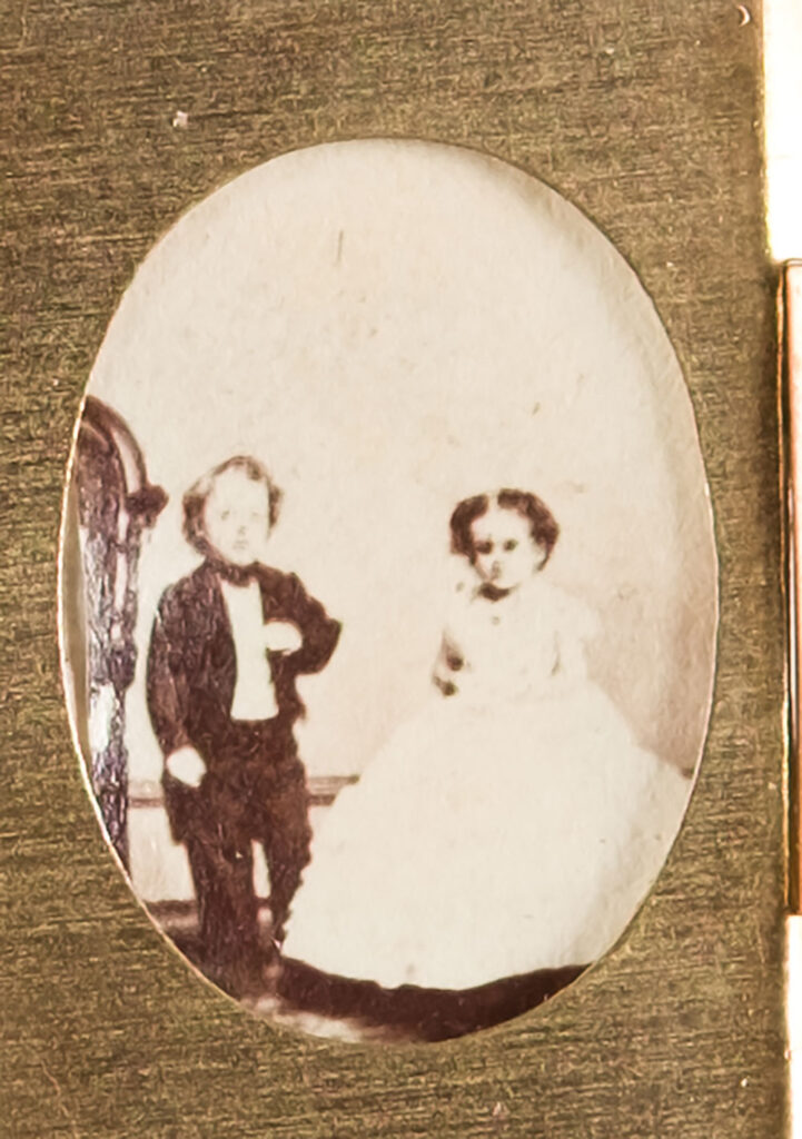 A rare Victorian miniature brass locket celebrating General Tom Thumb and Lavinia Warren's 1863 celebrity wedding goes to auction in Gloucestershire this week.