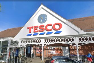 Tesco launches limited-time triple Clubcard points boost on Marketplace orders until 9 June, perfect for bank holiday weekend BBQ, garden and summer spending sprees.
