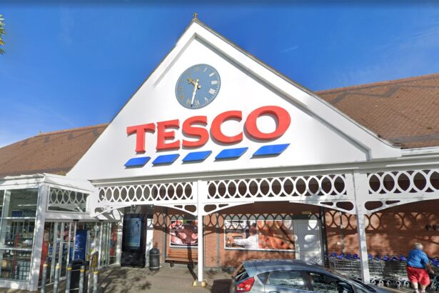Tesco launches limited-time triple Clubcard points boost on Marketplace orders until 9 June, perfect for bank holiday weekend BBQ, garden and summer spending sprees.