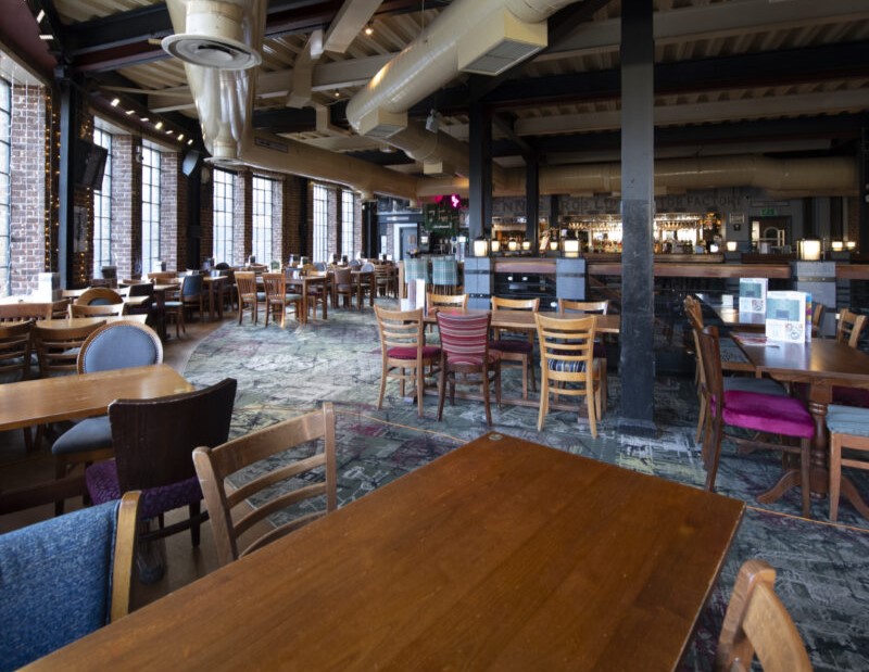 Wetherspoons fans rave about £2.79 breakfast bap deal with bacon, egg, cheese and unlimited refills, claiming it now beats Greggs and Costa rival prices.