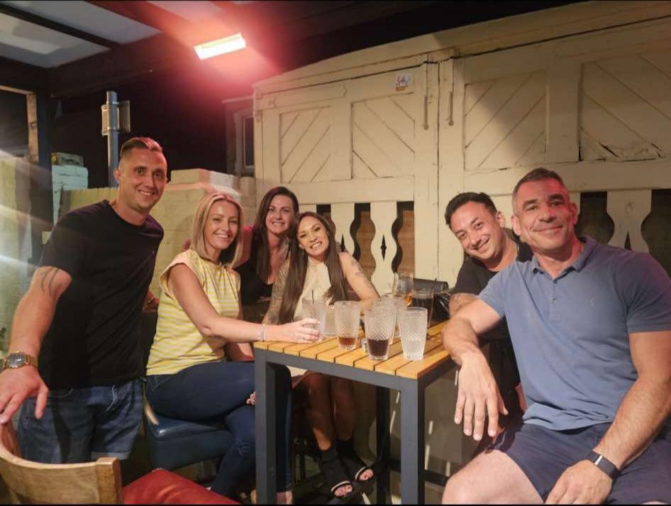 A 45-year-old British builder who quit his Portsmouth job is now sipping £2 pints on a beach in Thailand as a TikTok creator - spending £800 a month instead of £3,000.
