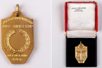 Gordon Banks' 1966 World Cup winner's medal is going under the hammer with a £300,000 estimate - the England legend sold it in 2001 to help his family and it is now returning to auction.