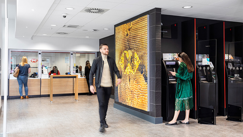 HSBC is offering new customers a £220 cash bonus to switch their everyday banking - but you'll need to spend £500 on your debit card and pay in £2,000 within 60 days to qualify.