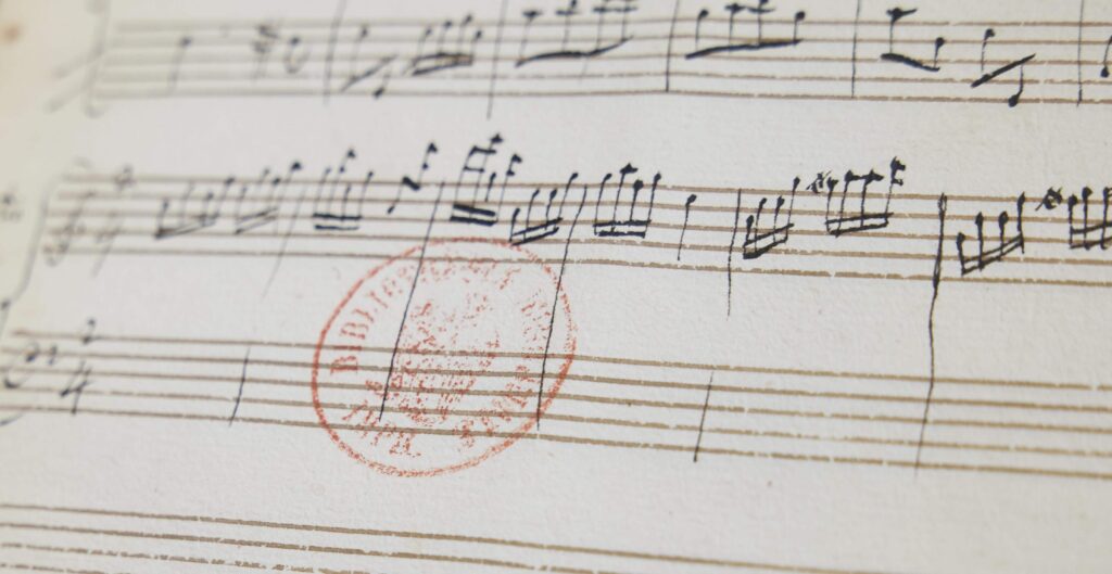 A forgotten Mozart manuscript hidden in a Paris library for over 200 years has finally been heard - the 44-page notebook reveals music he composed while teaching a pupil in 1778.