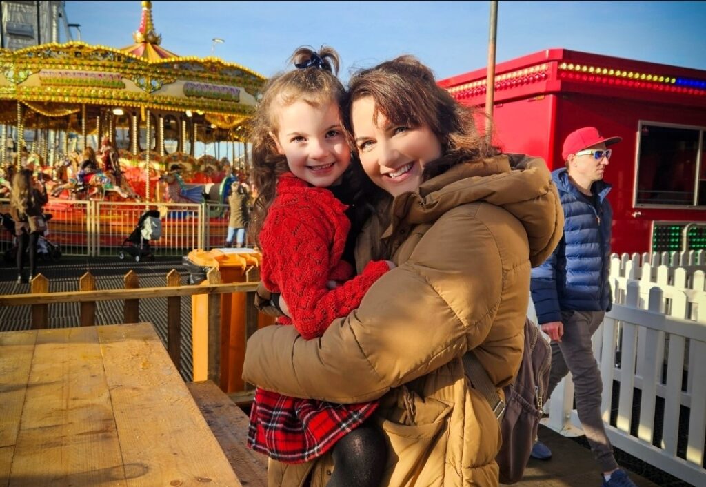 A self-confessed shopaholic teacher has revealed how just one simple trick saved her £200 on everything from kettles and smartwatches to hair products - anyone can do it.