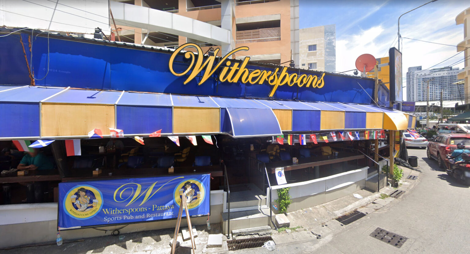 Brits are flocking to a Wetherspoons dupe 6,000 miles from home in Pattaya, Thailand, where a massive seven-item full English breakfast with free drinks costs just £3.85.