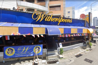 Brits are flocking to a Wetherspoons dupe 6,000 miles from home in Pattaya, Thailand, where a massive seven-item full English breakfast with free drinks costs just £3.85.