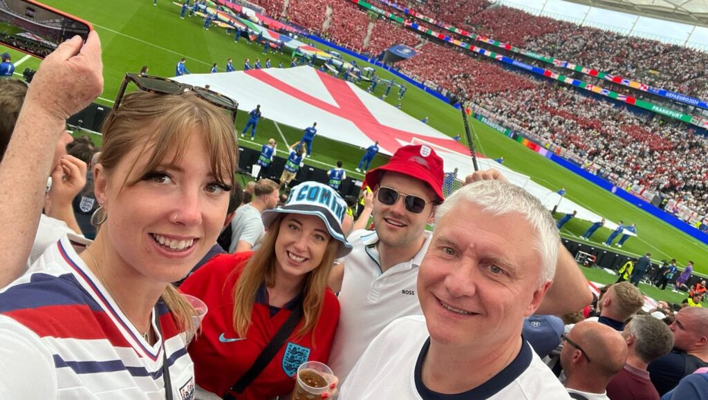 Superfan Sammie Bell splashed £6,689 on 25 days following England at the World Cup - only to fly home just before their dramatic Mexico win.