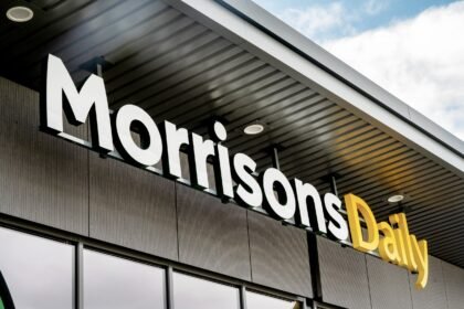 Morrisons expands Snappy Shopper delivery to 300 more Daily stores across England and Wales. Free delivery on orders over £35. Full rollout by August.
