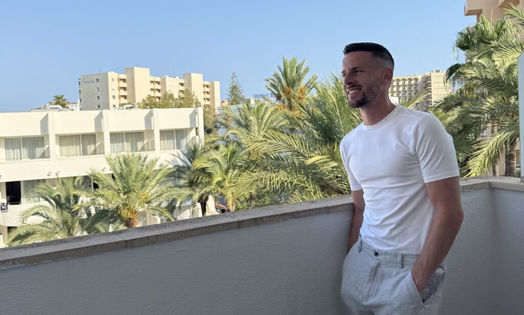 Holidaymaker watched in horror as parents sent speedy kids sprinting across the pool to grab the best sunbeds in a 'life or death' scramble at a four-star Tenerife hotel.