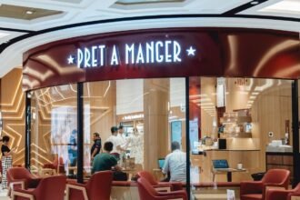 Pret A Manger is expanding onto the UK's motorway network with two new service station shops - creating around 15 jobs as part of a £300m investment by operator Roadchef.