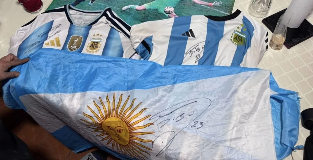 Locals came to the rescue of Argentina and Aston Villa star Emi Martinez after his pickup got bogged down in thick mud in his hometown - it took over three hours to free.