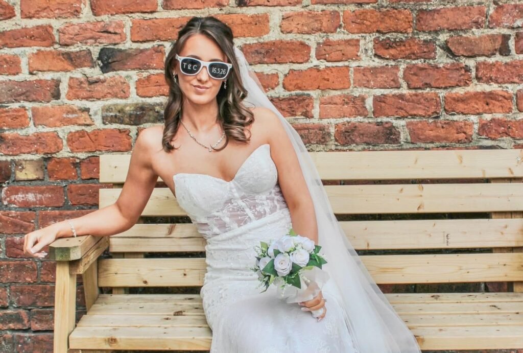 Savvy bride pulls off her dream wedding for just £1,700