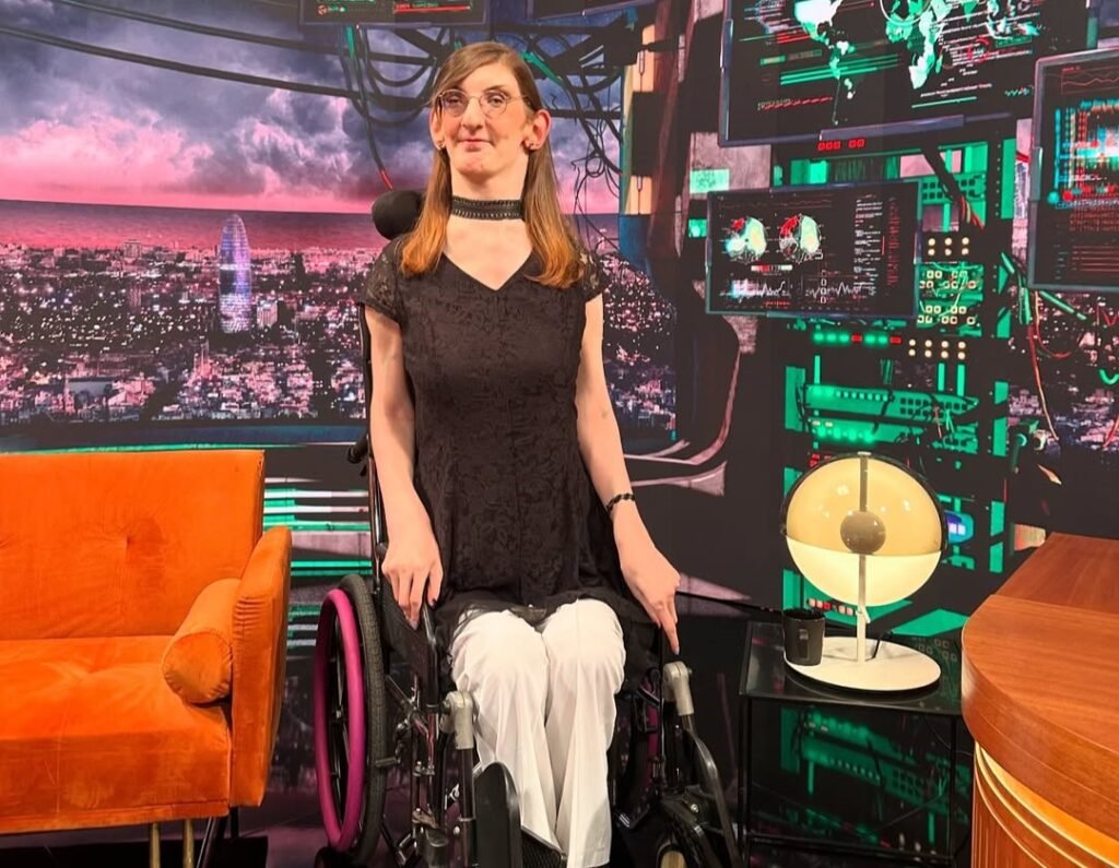 World's tallest woman told her lifelong diagnosis was wrong at 29 - she is now one of just six known cases of a mystery condition with no known cause.