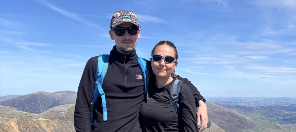 A hiker has been slammed by 'Karens' for skipping a huge queue to reach the summit of Snowdon, with one woman even shouting at someone to 'chuck his phone off'.