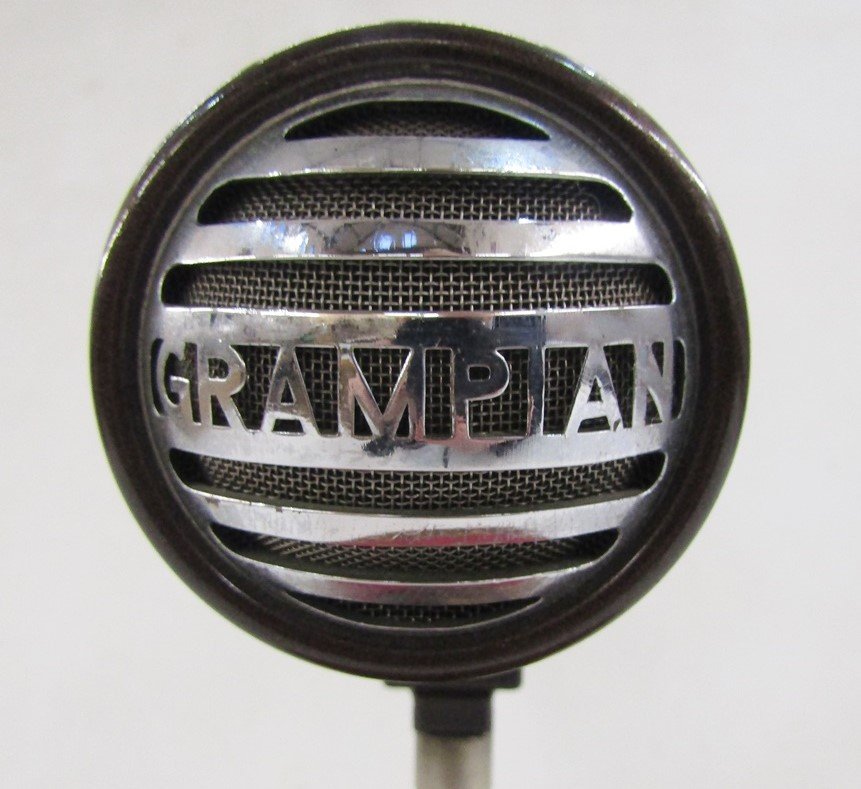 The historic microphone used by Winston Churchill as he celebrated victory over Nazi Germany is set to go under the hammer - with a £12,000 estimate.