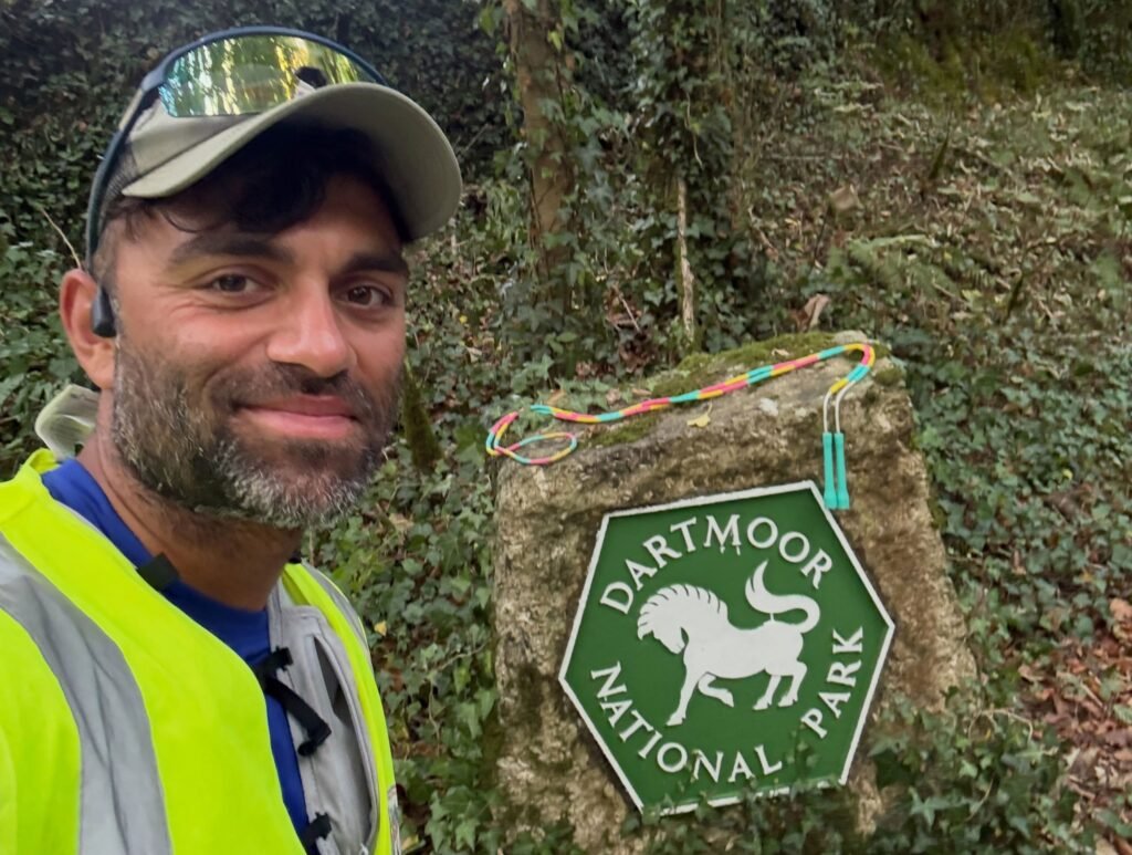 A man has skipped nearly 1,000 miles from Land's End to John o' Groats with a skipping rope - the equivalent of 40 marathons in 40 days - after training for four months.