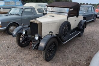 A hoard of more than 150 classic cars, tractors and boats unseen for decades has been found hidden across six Bedfordshire barns - and could fetch £250,000 at auction.