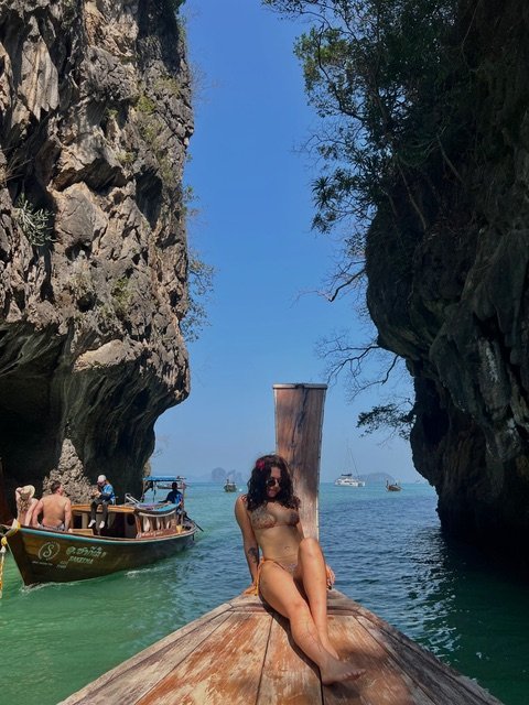 A woman quit her three UK jobs and 15-hour days for Thailand, where a luxury apartment with a pool costs her just £550 a month and coffee is £1.