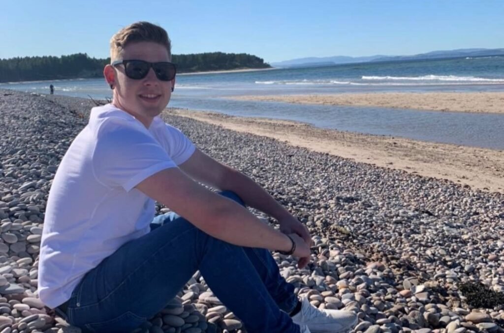 Nessie has been spotted moving against the current "like a very large eel" - with one tourist estimating the creature was at least seven metres long.