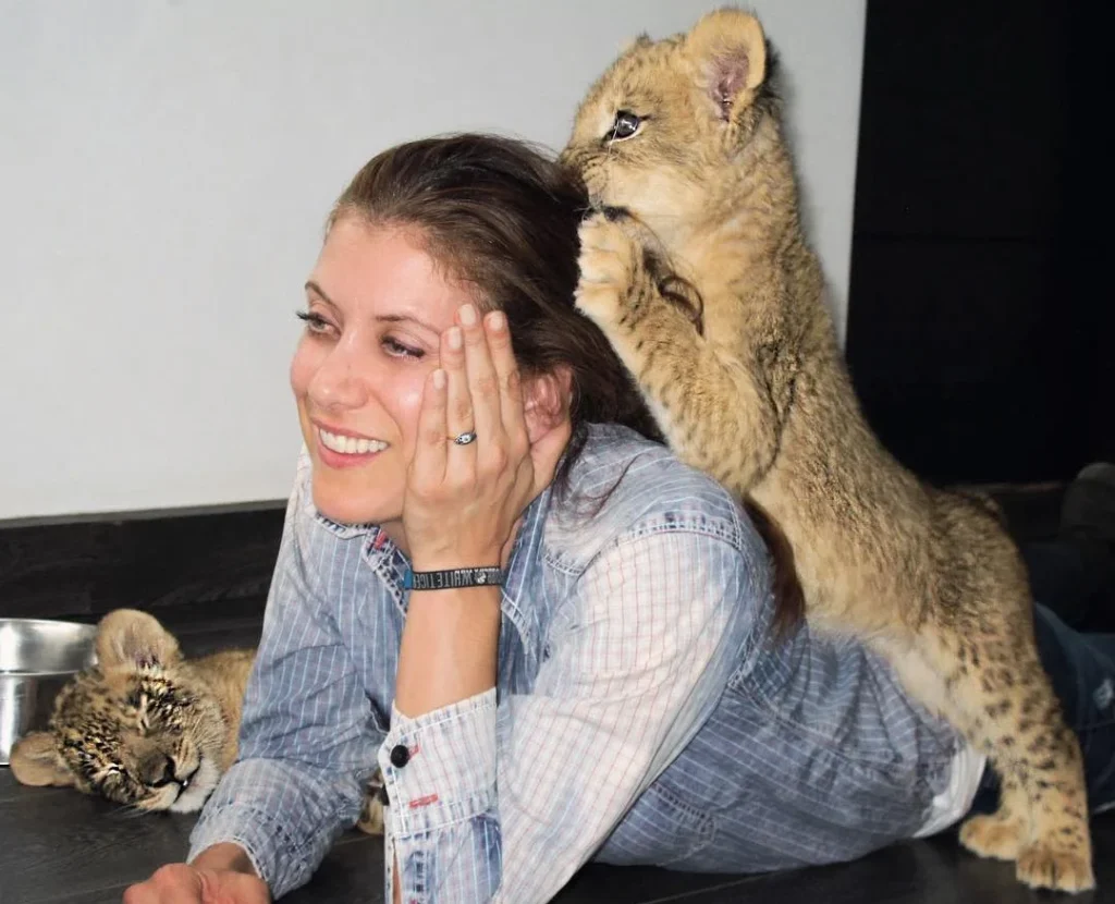 Grey's Anatomy star Kate Walsh celebrates her 59th birthday and fans say she has aged like fine wine. See the glamorous moments from her life and career.