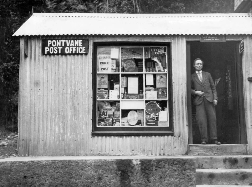 Incredible previously unseen photographs have revealed everyday life across Britain during the 1930s. The remarkable black-and-white images capture a country caught.