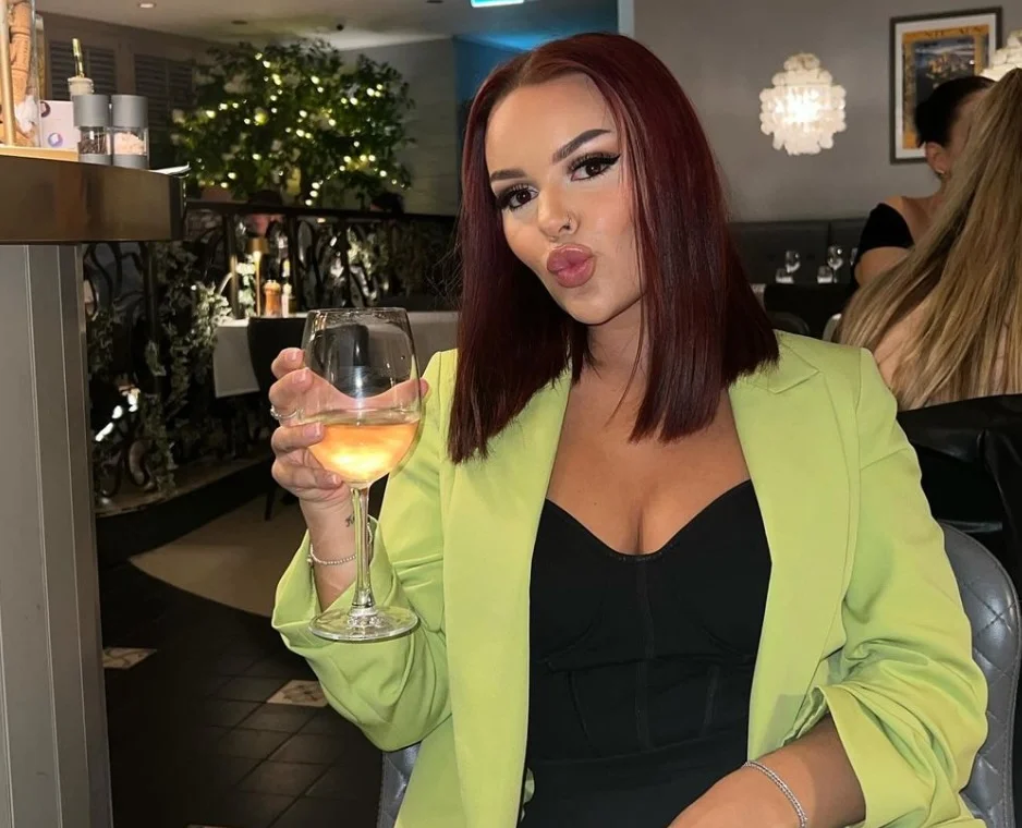 Woman wakes up with a rare Geordie accent after migraine and says she never wants her original voice back three years later - shocking transformation.