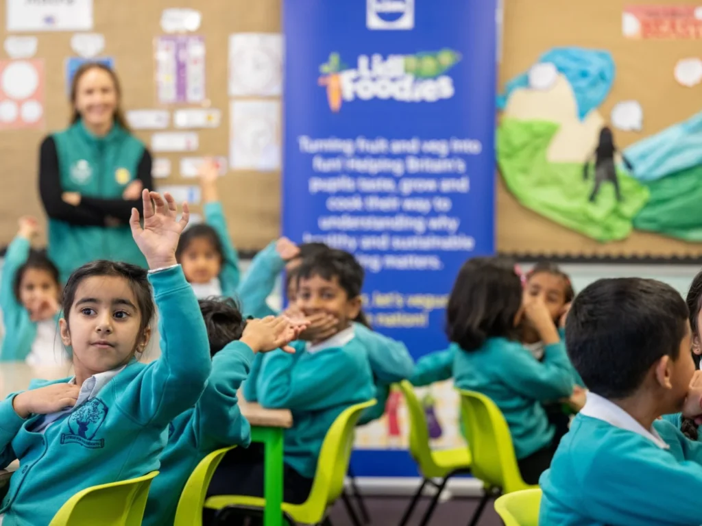 Lidl is offering primary school teachers £100 vouchers to help children discover and taste fresh food. The supermarket is making 1,500 digital gift cards available to.